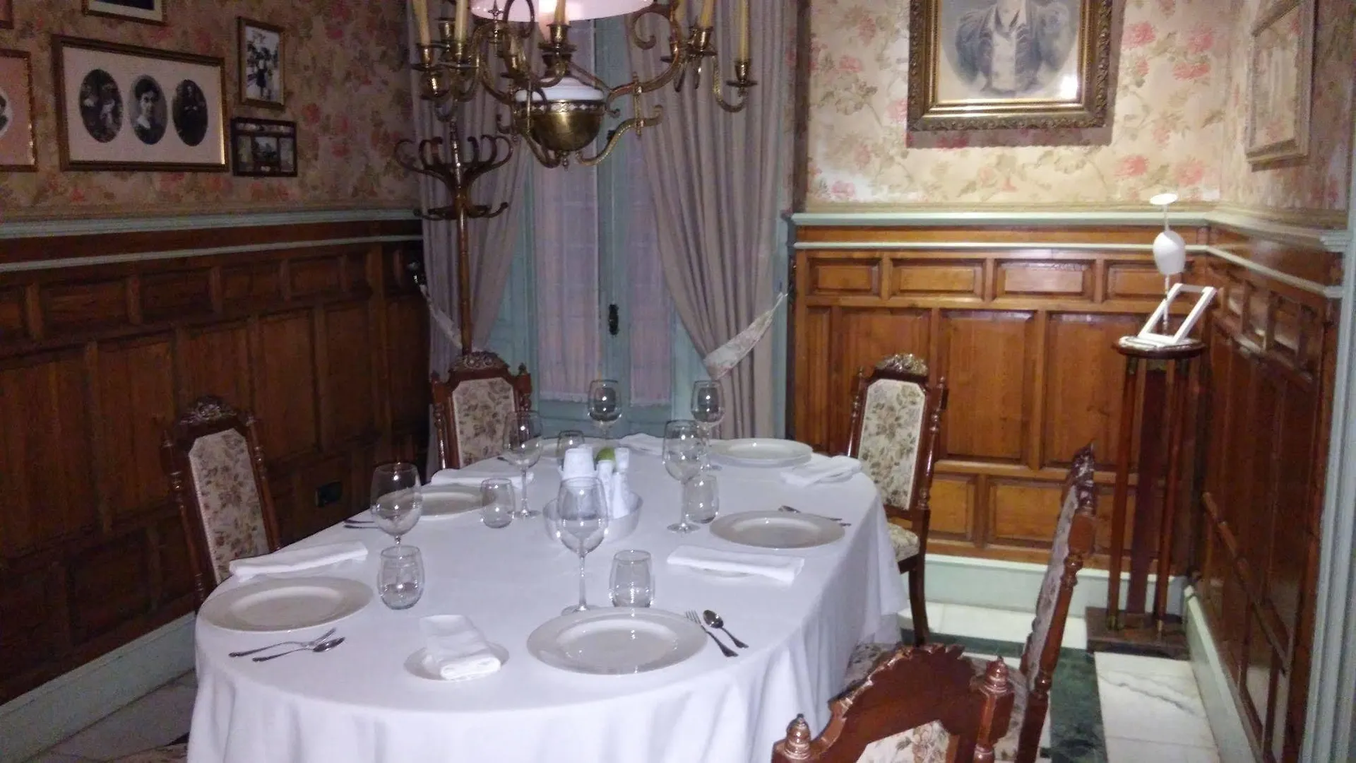 Hotel Alabardero Seville 4*,